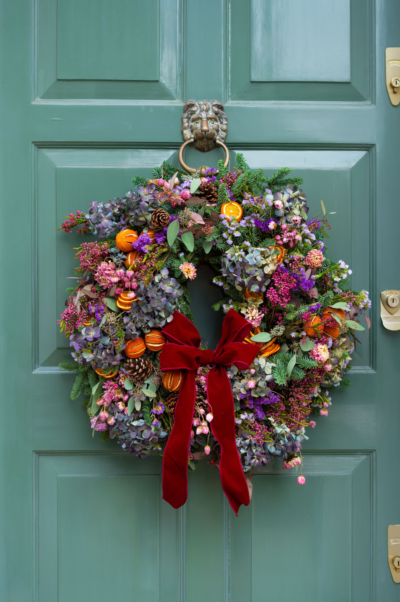 <i>Luxury</i> Deck the Doors Wreath