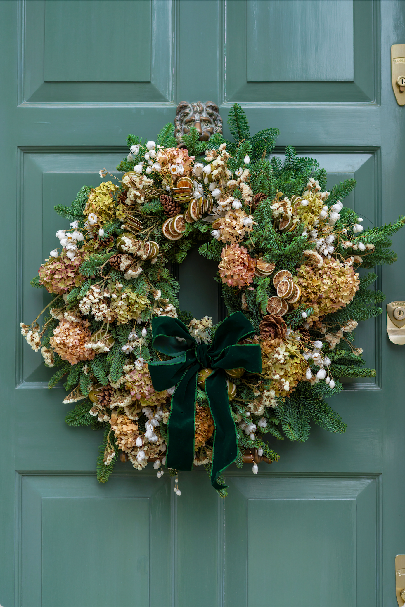 <i>Luxury</i> Let it Snow Wreath